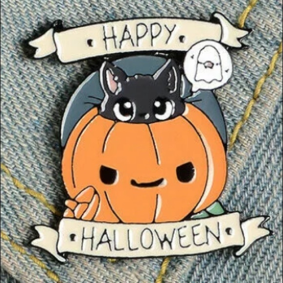 Halloween Black Cat & Jack-o-Lantern Enamel Pin🎃 - Picture 4 of 4